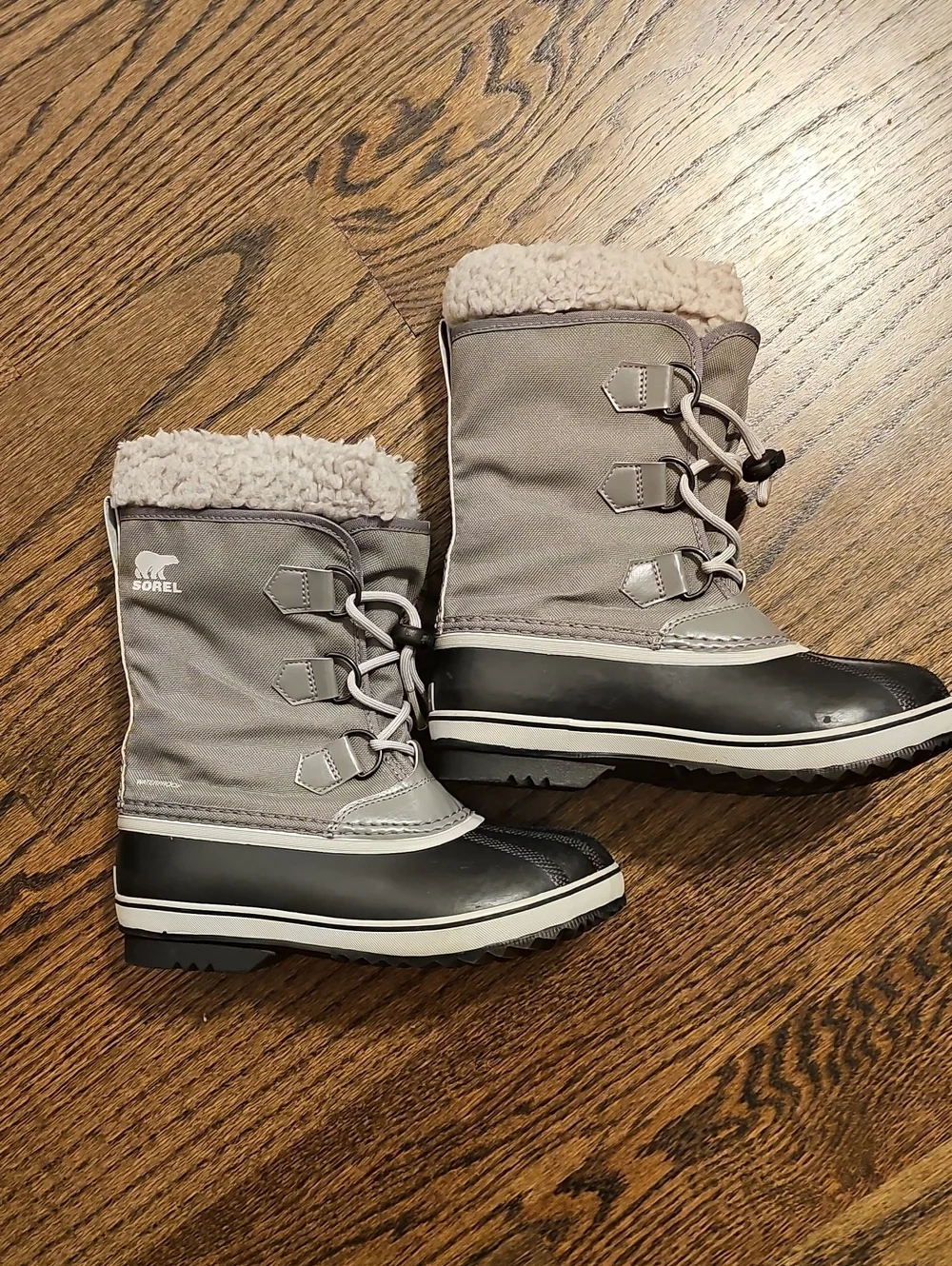 Sorel Yoot Nylon Waterproof Winter Snow Boots – Gray Excellent Condition